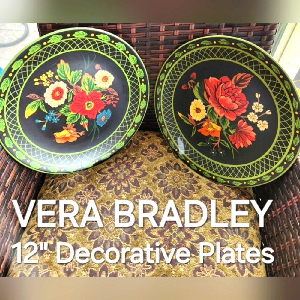 Vera Bradley Decorative Set 2 Wall Floral Plates Andrea By Sadek Black Red NWT
